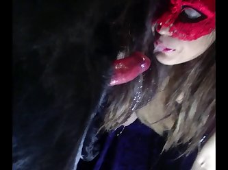 Petite Fuck Dog
