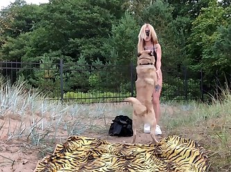 Italian Girl Fuck Dog